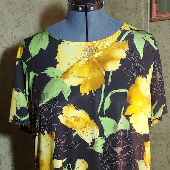 Susan Graver 2-piece blazer set - Picture 4 of 8